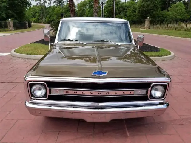 350 v8, auto, ps/pb, dealer a/c, drives great, new paint, restored to original!