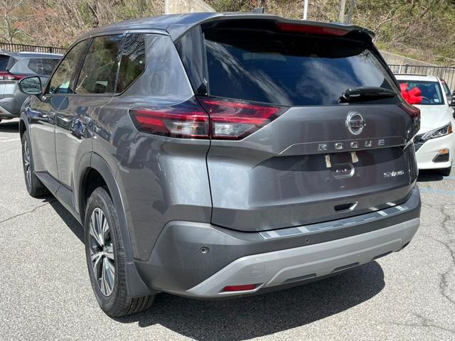 2021 nissan rogue sv