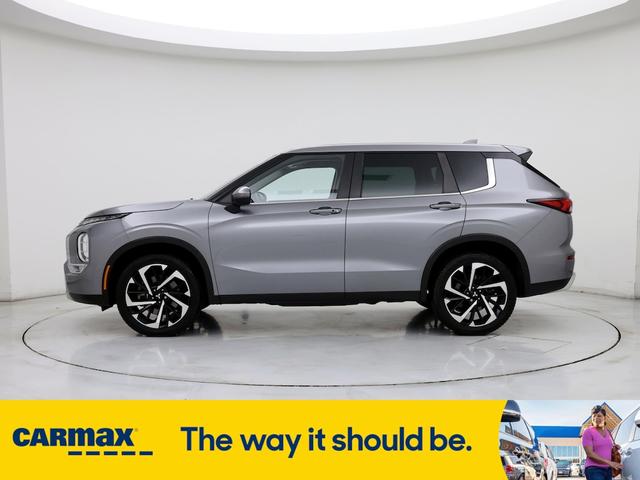 2022 mitsubishi outlander se