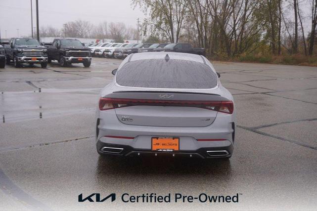 2022 kia k5 gt-line