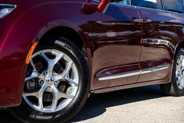 2017 chrysler pacifica limited