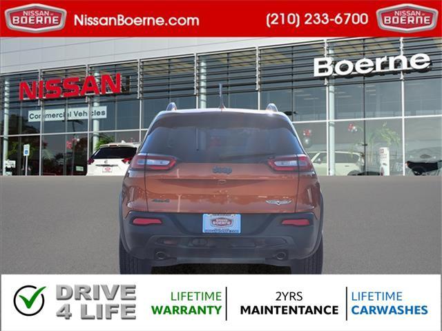 2016 jeep cherokee trailhawk