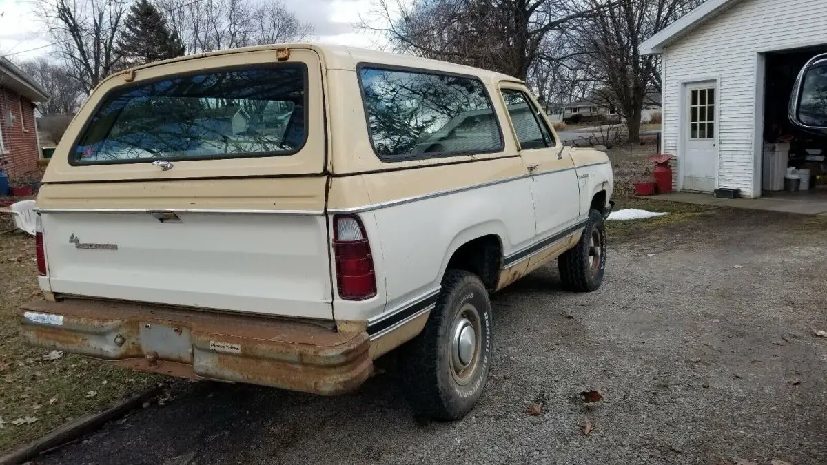 1980 dodge ramcharger suv yellow 4wd manual