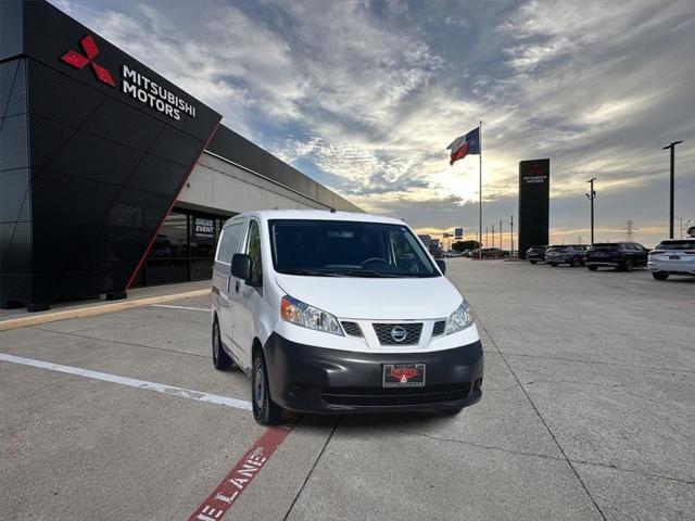 2019 nissan nv200 s