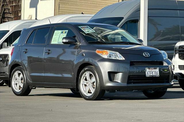 2011 scion xd base