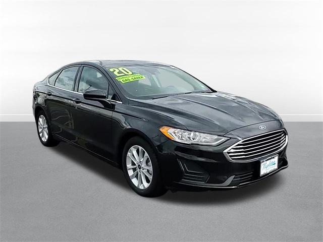 2020 ford fusion se