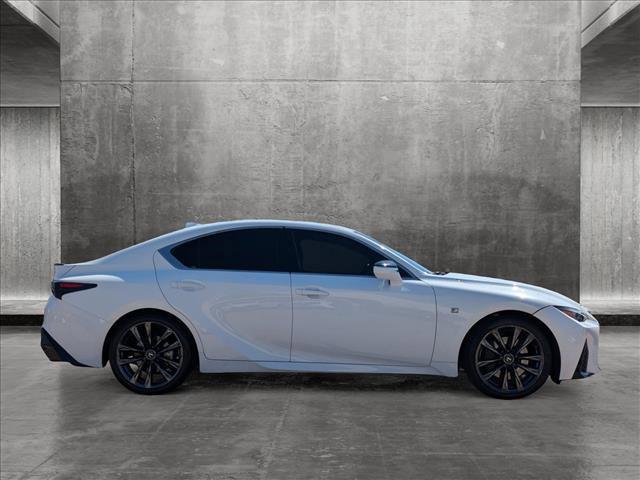 2022 lexus is 350 base