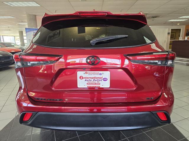 2023 toyota highlander xle