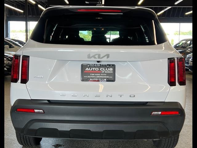 2022 kia sorento lx