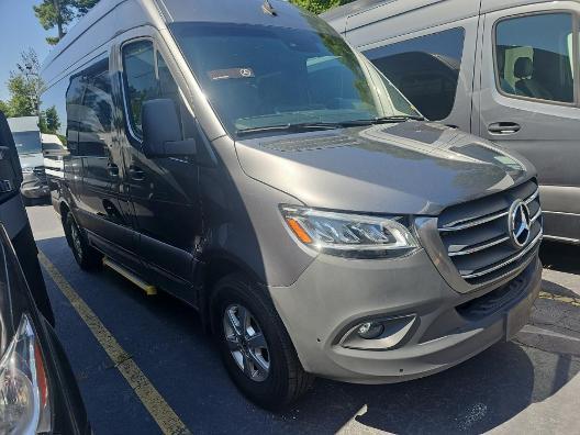 2023 mercedes-benz sprinter 2500 standard roof