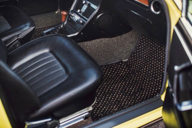 bmw bavaria 3.0s factory "golf" yellow, original 4-sp., sunroof