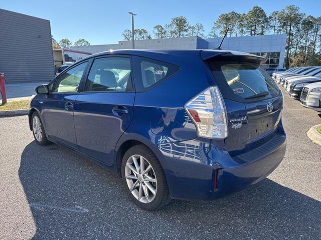 2014 toyota prius v two
