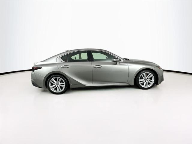 2022 lexus is 300 base