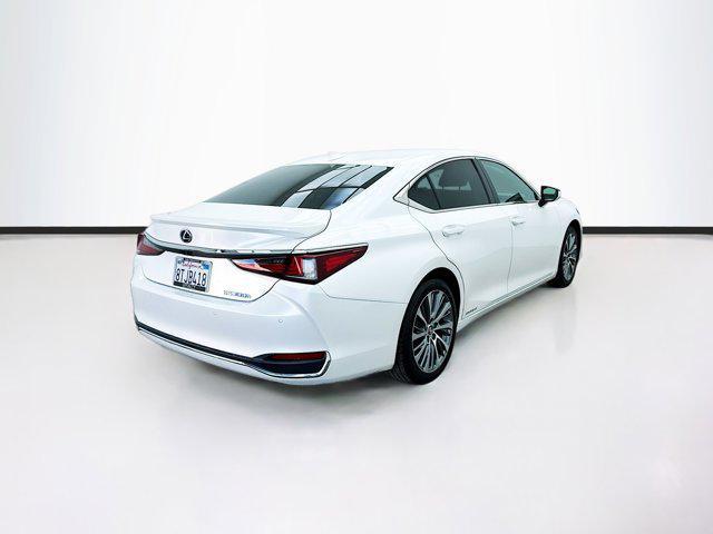 2020 lexus es 300h base