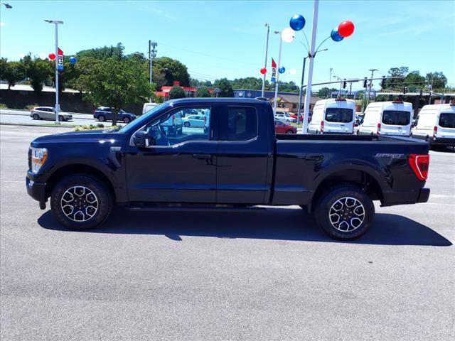 2021 ford f-150 xlt