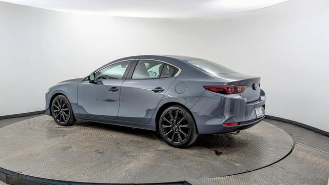 2023 mazda mazda3 2.5 s carbon edition