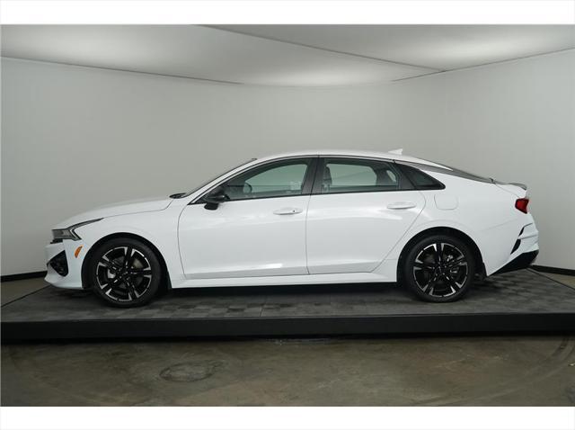 2022 kia k5 gt-line