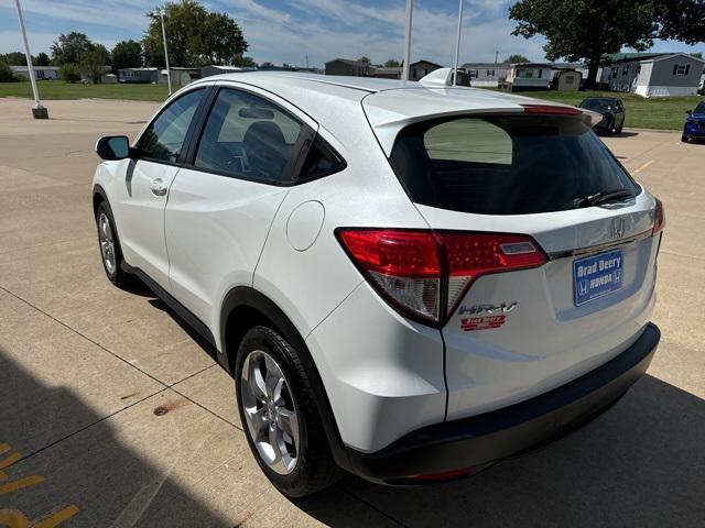 2022 honda hr-v lx