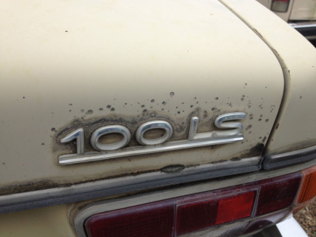 1976 audi 100 ls ( non running )