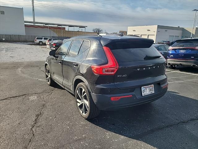 2021 volvo xc40 t4 r-design