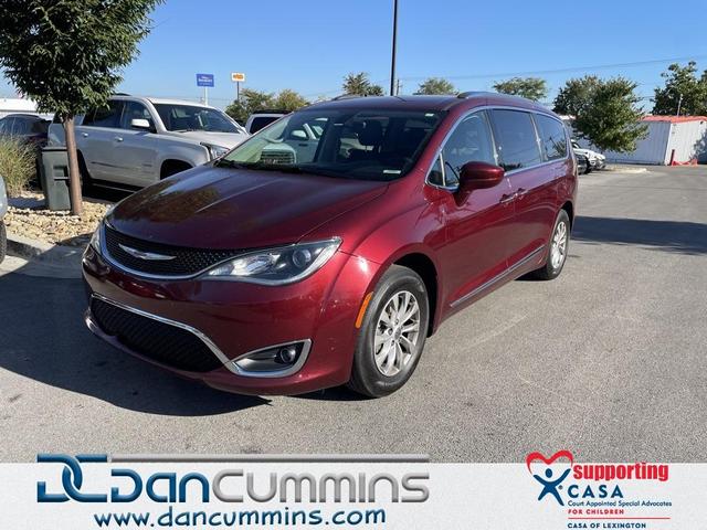 2019 chrysler pacifica touring-l