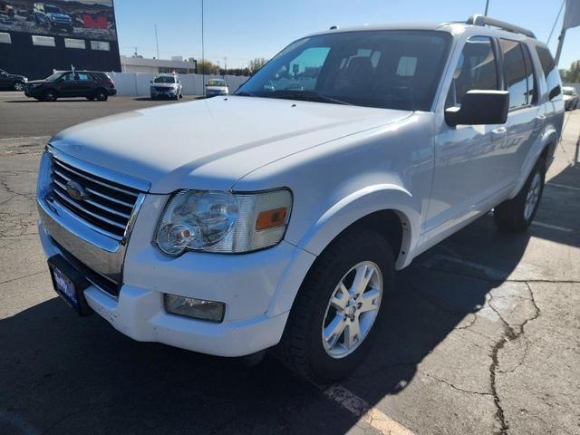 2010 ford explorer xlt