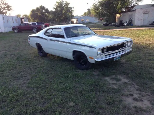 "1972 plymouth duster 340"
