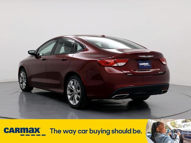 2015 chrysler 200 s