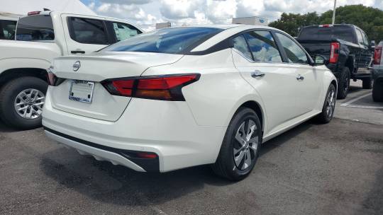 2025 Nissan Altima