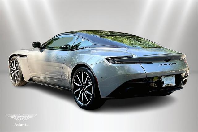 2023 aston martin db11