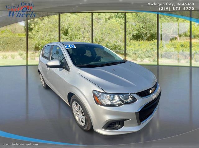 2020 chevrolet sonic fwd hatchback 1fl 5-door
