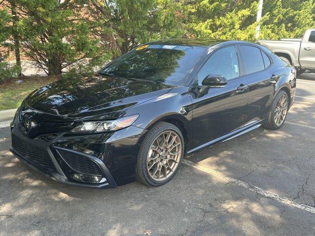 2024 toyota camry se nightshade