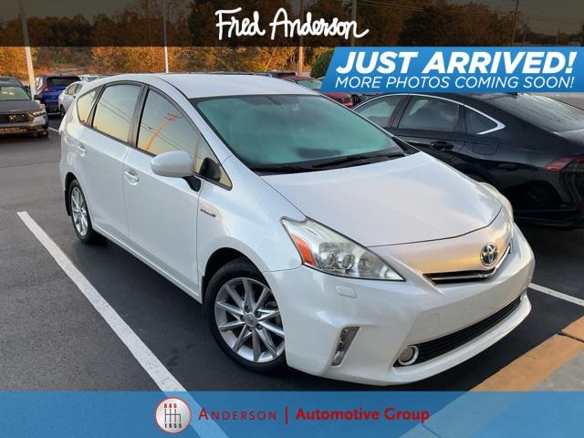 2014 toyota prius v five