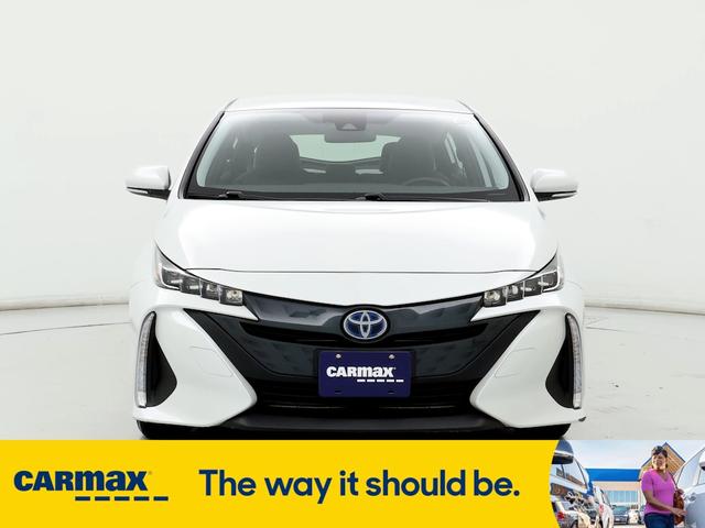 2022 toyota prius prime xle