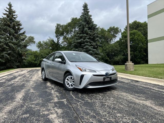 2021 toyota prius le