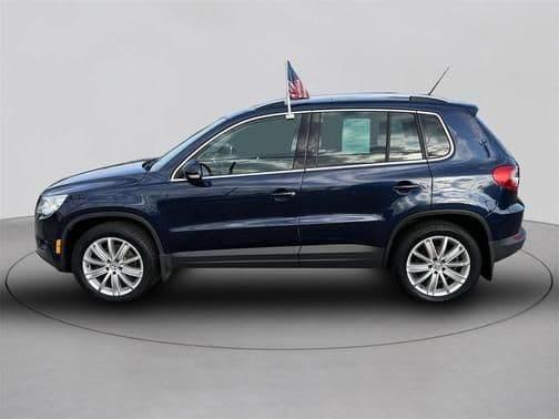 2011 volkswagen tiguan se in east detroit, michigan