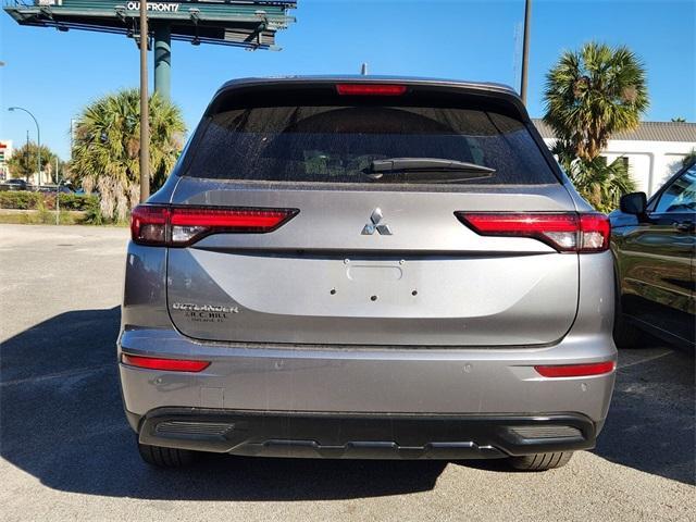 2022 mitsubishi outlander se