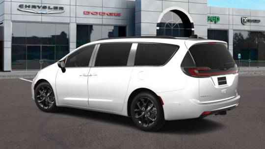 2024 Chrysler Pacifica