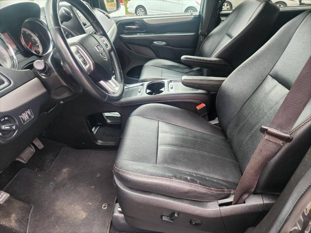 2019 dodge grand caravan gt