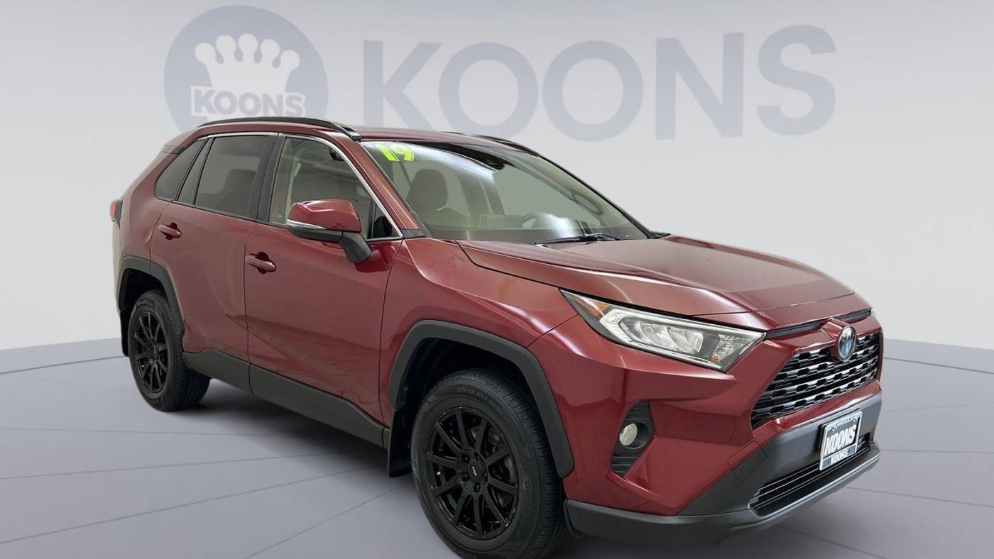 2019 toyota rav4 xle