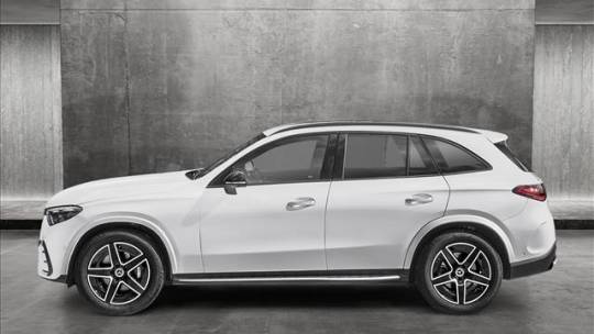 2025 Mercedes-Benz GLC
