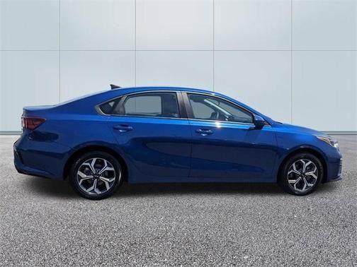 2021 kia forte