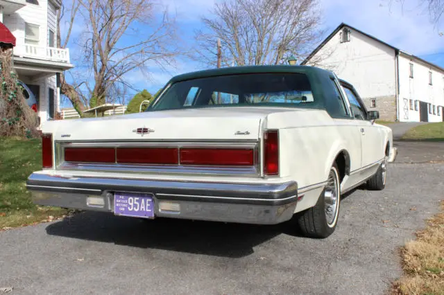 1981 lincoln town car base sedan 2-door