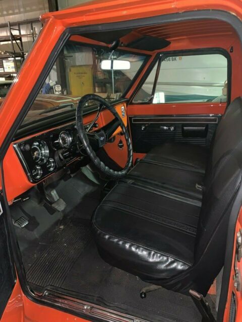 1971 chevy c10 swb pick-up truck