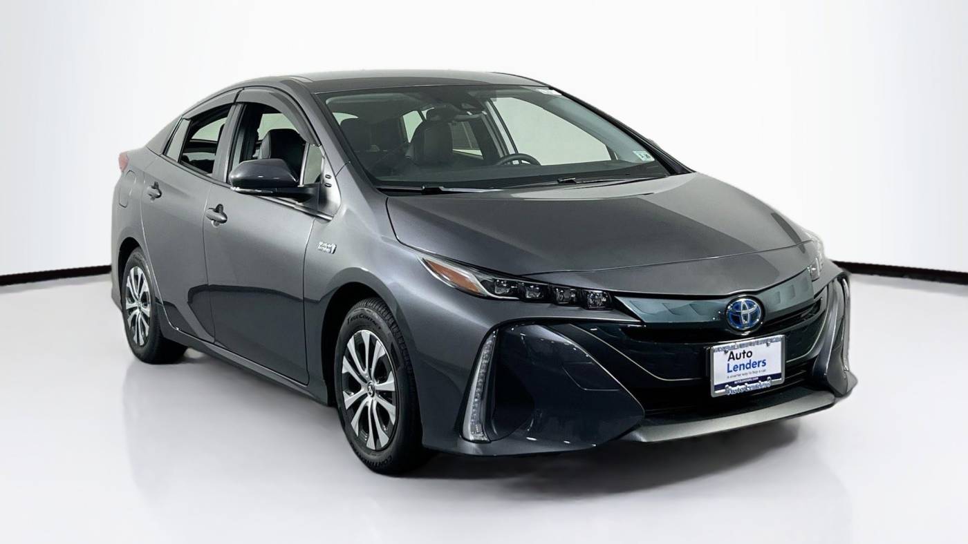 2021 toyota prius prime xle