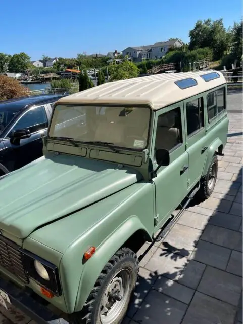 1987 land rover santana super , 4x4, 2.5 l 5 spd, 5 door hard top, restored