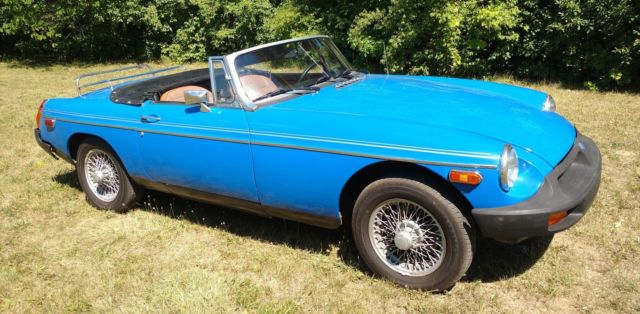 mg b 1977 looks & runs great no reserve drive away