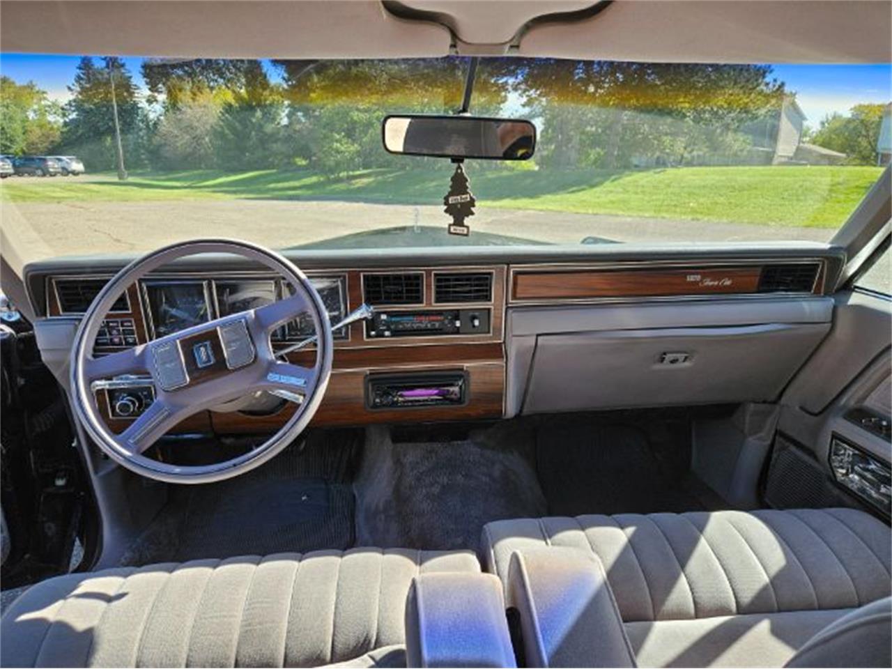1988 lincoln town car