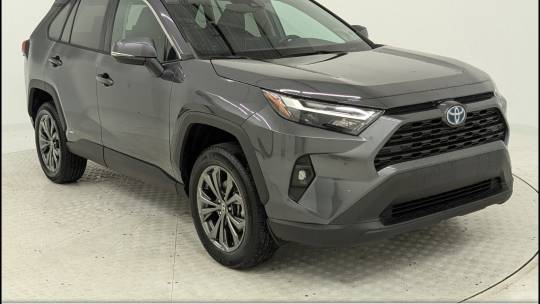 2022 Toyota RAV4 hybrid xle premium