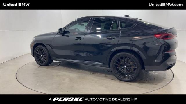 2022 bmw x6 m50i
